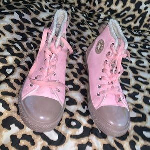 Suede Pink Converse